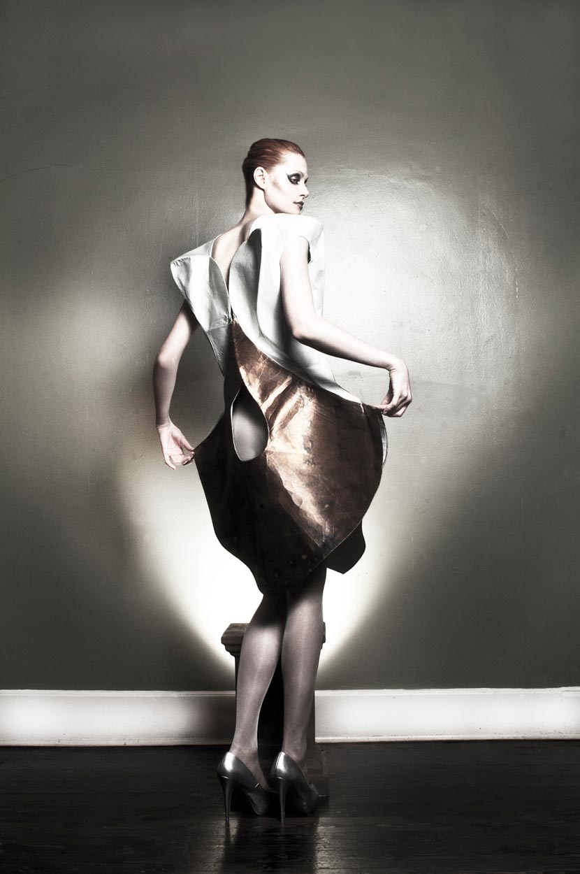 Model Yana Kozyr España in Fashion Desgner collection of dresses Rock golden brawn white dress